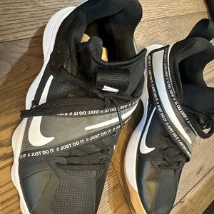 Women’s Nike Shoes Size 8.5